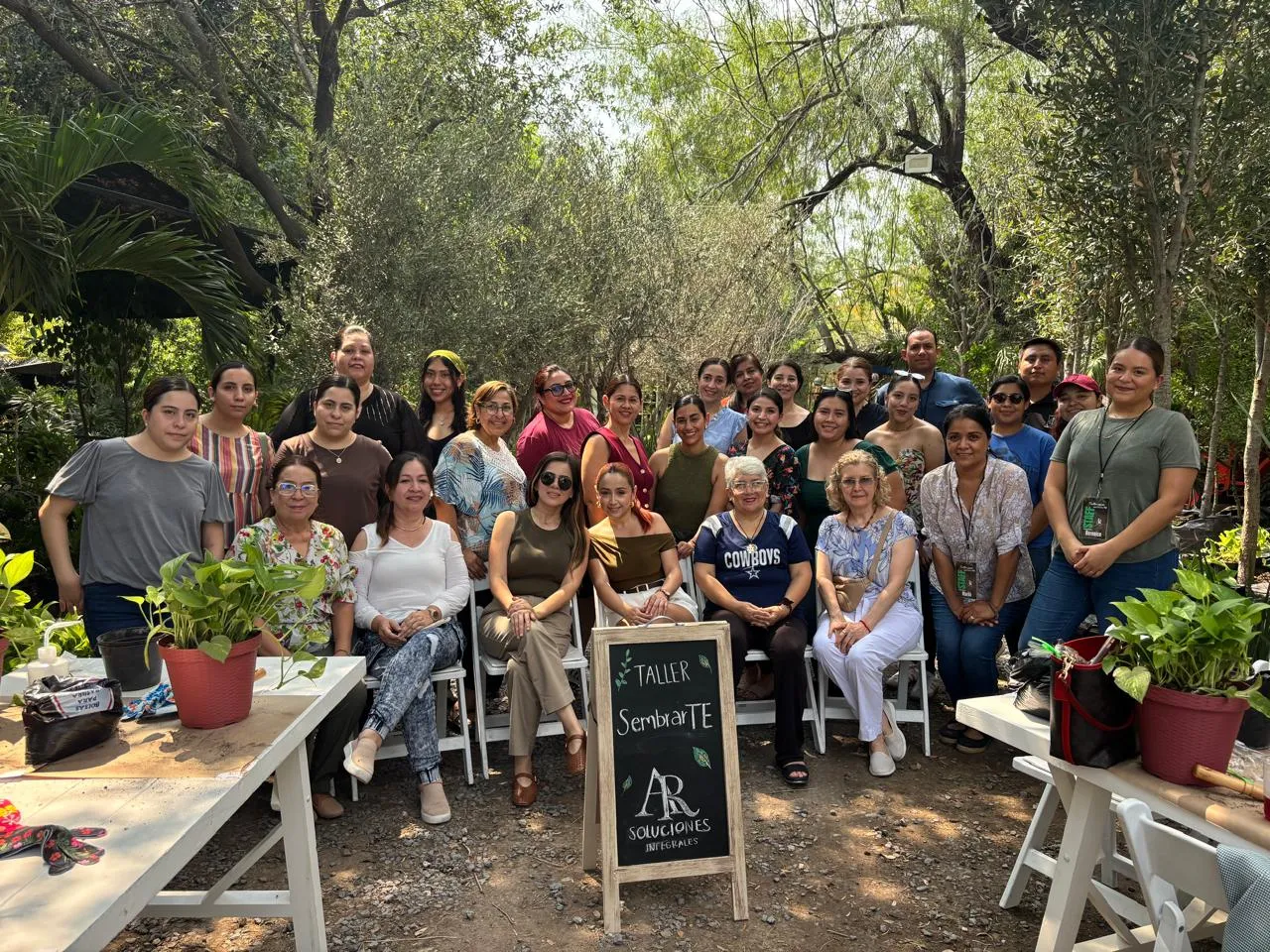 El equipo de Grupo AR Soluciones