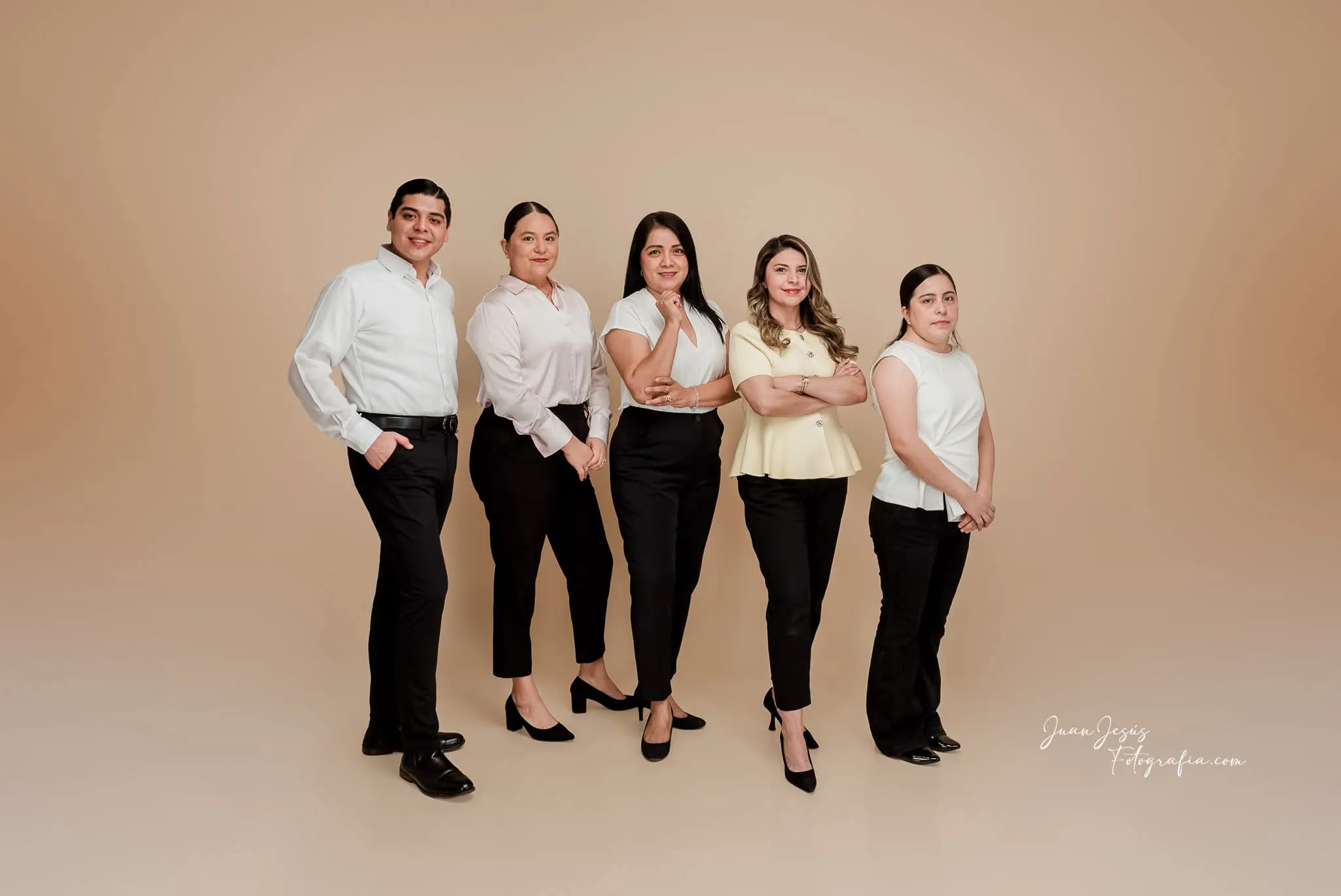 El equipo de Grupo AR Soluciones